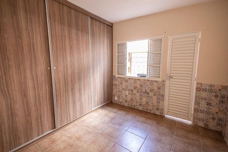 Casa para alugar com 3 quartos, 212m² em Candelária, Belo Horizonte