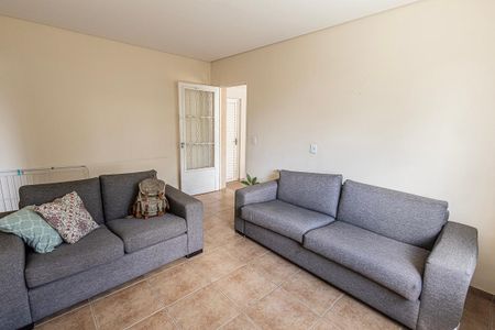 Casa para alugar com 3 quartos, 212m² em Candelária, Belo Horizonte