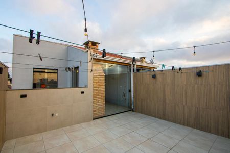 Apartamento à venda com 90m², 2 quartos e 1 vagaÁrea externa