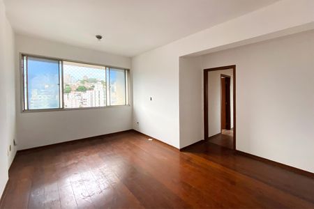Sala de apartamento para alugar com 3 quartos, 80m² em Santo Antônio, Belo Horizonte