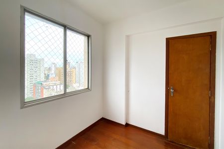 Apartamento para alugar com 80m², 3 quartos e 2 vagasQuarto 3