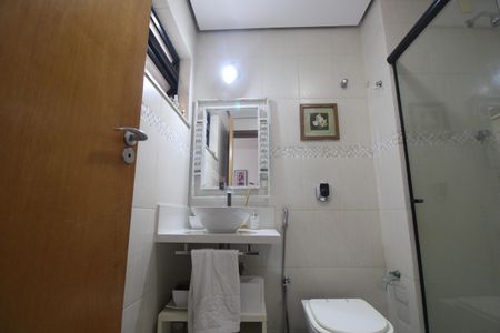 Apartamento à venda com 156m², 4 quartos e 2 vagasBanheiro social 1