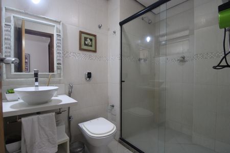 Apartamento à venda com 156m², 4 quartos e 2 vagasBanheiro social 1