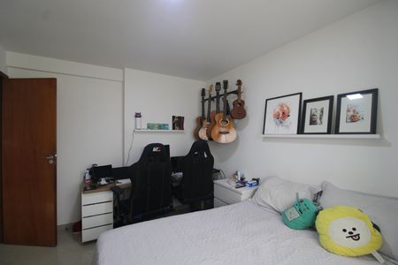 Apartamento à venda com 156m², 4 quartos e 2 vagasSuíte 