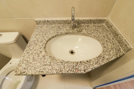 Apartamento para alugar com 59m², 2 quartos e sem vaga Apartamento para alugar com 59m², 2 quartos e sem vagaBanheiro