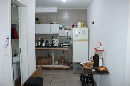 Apartamento para alugar com 2 quartos, 43m² em Jardim Sao Luiz, Embu das Artes