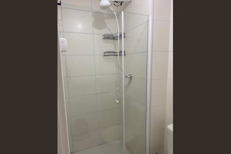 Banheiro de apartamento para alugar com 2 quartos, 32m² em Colônia (Zona Leste), São Paulo