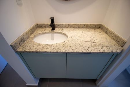 Apartamento para alugar com 70m², 2 quartos e 2 vagasBanheiro