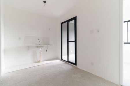 Cozinha  de apartamento para alugar com 2 quartos, 34m² em Vila Nair, São Paulo