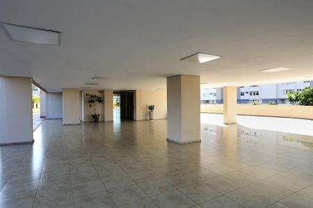 Apartamento para alugar com 76m², 2 quartos e 1 vagaÁrea comum