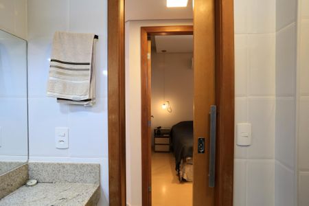 Apartamento para alugar com 76m², 2 quartos e 1 vagaBanheiro