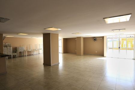 Apartamento para alugar com 76m², 2 quartos e 1 vagaÁrea comum - Salão de festas