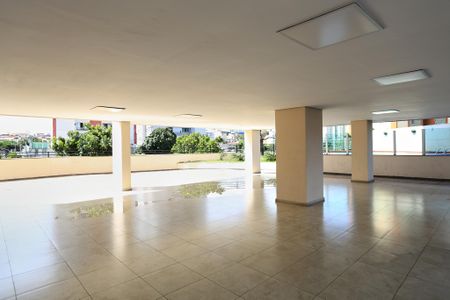 Apartamento para alugar com 76m², 2 quartos e 1 vagaÁrea comum