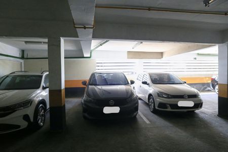 Apartamento para alugar com 76m², 2 quartos e 1 vagaGaragem