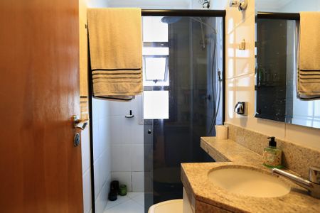 Apartamento para alugar com 76m², 2 quartos e 1 vagaBanheiro da Suíte