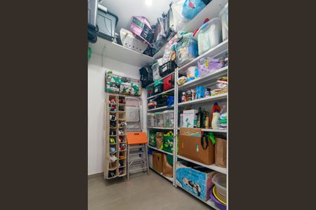 Apartamento à venda com 99m², 3 quartos e 2 vagasÁrea de Serviço - Despensa