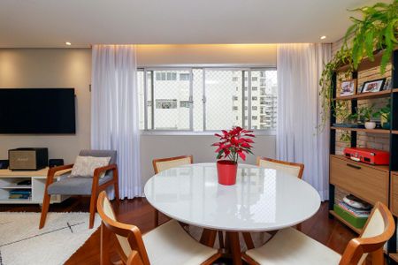 Apartamento à venda com 99m², 3 quartos e 2 vagasSala
