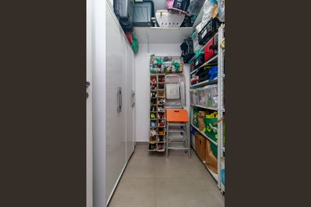 Apartamento à venda com 99m², 3 quartos e 2 vagasÁrea de Serviço - Despensa