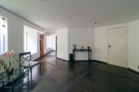 Apartamento à venda com 99m², 3 quartos e 2 vagasHall Social