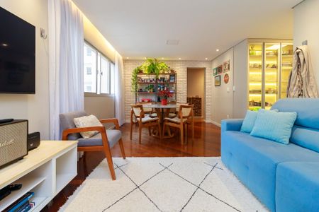 Apartamento à venda com 99m², 3 quartos e 2 vagasSala