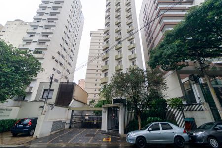 Apartamento à venda com 99m², 3 quartos e 2 vagasFachada