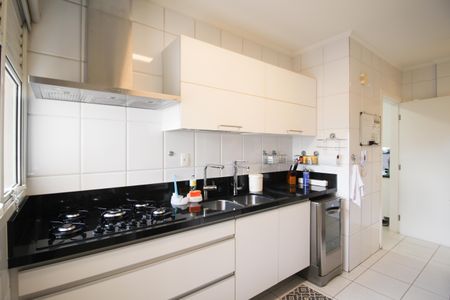 Apartamento à venda com 137m², 2 quartos e 2 vagasCozinha
