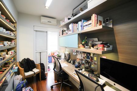 Apartamento à venda com 137m², 2 quartos e 2 vagasQuarto - Escritório 