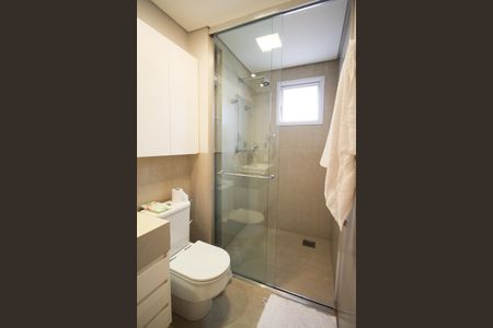 Apartamento à venda com 137m², 2 quartos e 2 vagasBanheiro 2 da Suíte 1 