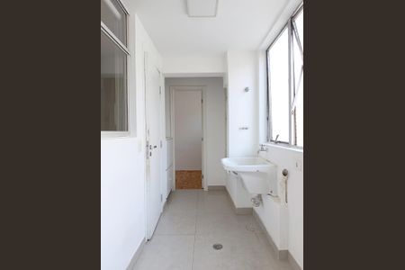 Apartamento à venda com 132m², 2 quartos e 2 vagas Apartamento à venda com 132m², 2 quartos e 2 vagasÁrea de Serviço