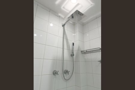 Apartamento à venda com 132m², 2 quartos e 2 vagas Apartamento à venda com 132m², 2 quartos e 2 vagasBanheiro social