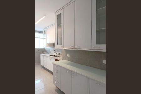 Apartamento à venda com 132m², 2 quartos e 2 vagas Apartamento à venda com 132m², 2 quartos e 2 vagasCozinha