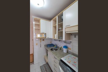 Apartamento à venda com 84m², 2 quartos e 2 vagasCOZINHA