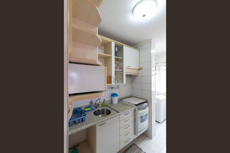 Apartamento à venda com 84m², 2 quartos e 2 vagasCOZINHA