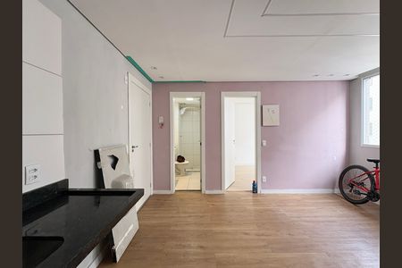 Apartamento para alugar com 35m², 2 quartos e sem vaga Apartamento para alugar com 35m², 2 quartos e sem vagaCozinha e Área de Serviço
