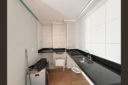 Apartamento para alugar com 35m², 2 quartos e sem vaga Apartamento para alugar com 35m², 2 quartos e sem vagaCozinha e Área de Serviço
