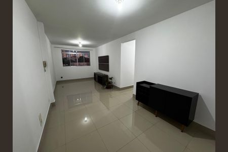 Sala de apartamento para alugar com 2 quartos, 75m² em Santo Amaro, São Paulo