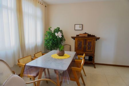 Apartamento à venda com 88m², 3 quartos e 1 vaga Apartamento à venda com 88m², 3 quartos e 1 vagaSala