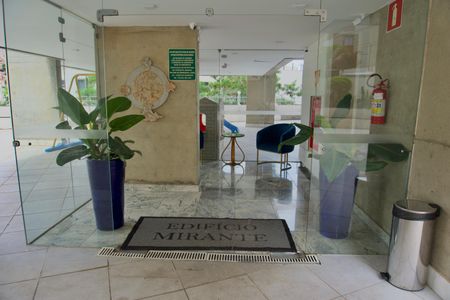 Apartamento à venda com 88m², 3 quartos e 1 vaga Apartamento à venda com 88m², 3 quartos e 1 vagaEspaço Comum - Recepção