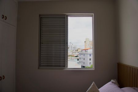 Apartamento à venda com 88m², 3 quartos e 1 vaga Apartamento à venda com 88m², 3 quartos e 1 vagaSuíte - Janela