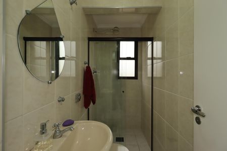 Apartamento à venda com 159m², 3 quartos e 3 vagasBanheiro de Serviço