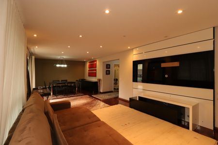 Apartamento à venda com 159m², 3 quartos e 3 vagasSala