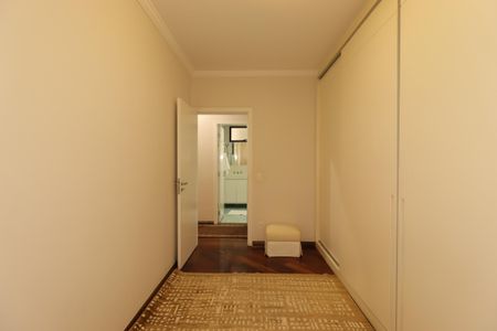 Apartamento à venda com 159m², 3 quartos e 3 vagasQuarto 2