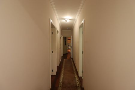 Apartamento à venda com 159m², 3 quartos e 3 vagasCorredor