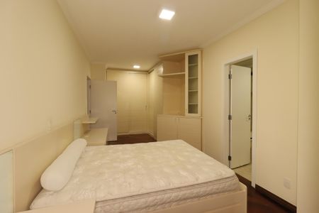 Apartamento à venda com 159m², 3 quartos e 3 vagasSuíte