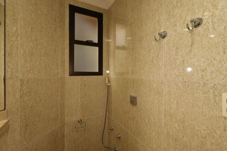 Apartamento à venda com 159m², 3 quartos e 3 vagasBanheiro da Suíte