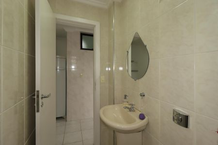 Apartamento à venda com 159m², 3 quartos e 3 vagasBanheiro de Serviço