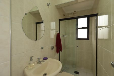 Apartamento à venda com 159m², 3 quartos e 3 vagasBanheiro de Serviço