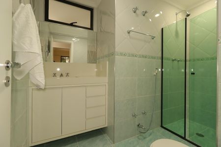 Apartamento à venda com 159m², 3 quartos e 3 vagasBanheiro Social