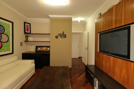 Apartamento à venda com 159m², 3 quartos e 3 vagasSala de TV