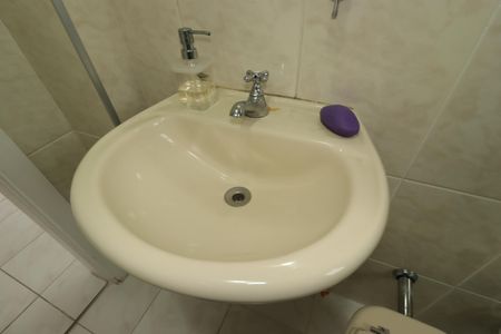 Apartamento à venda com 159m², 3 quartos e 3 vagasBanheiro de Serviço - Pia